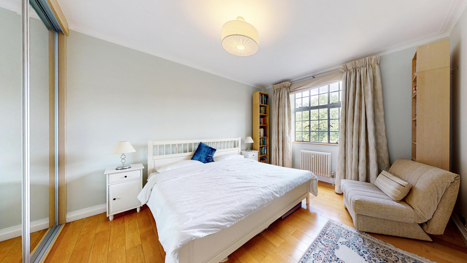 Stunning Apartment Frognal Lane, Hampstead
